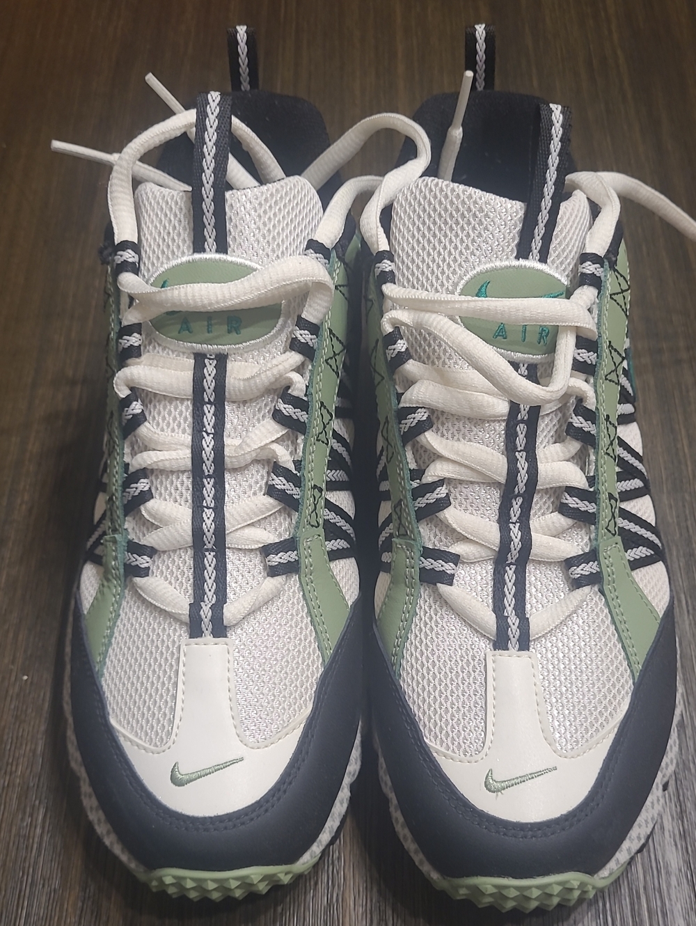 Nike Air Humara Green and White Athletic Sneakers